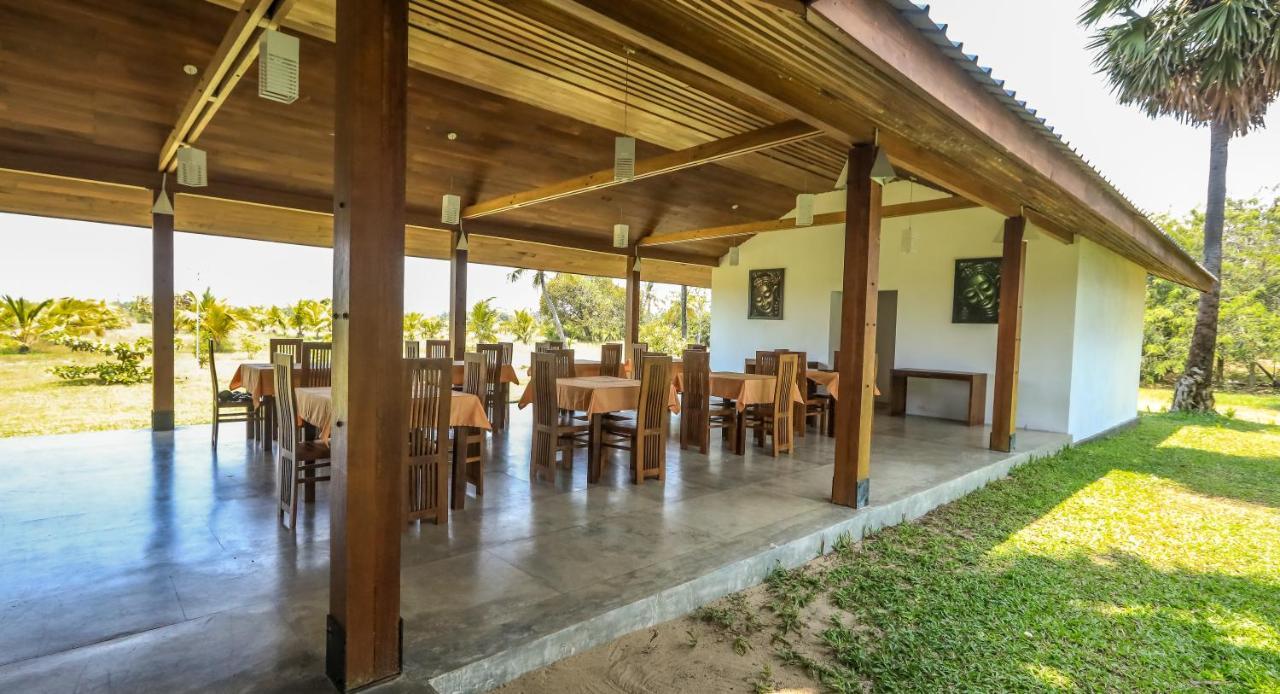 Hotel Kayjay Palms Passikudah Exteriér fotografie