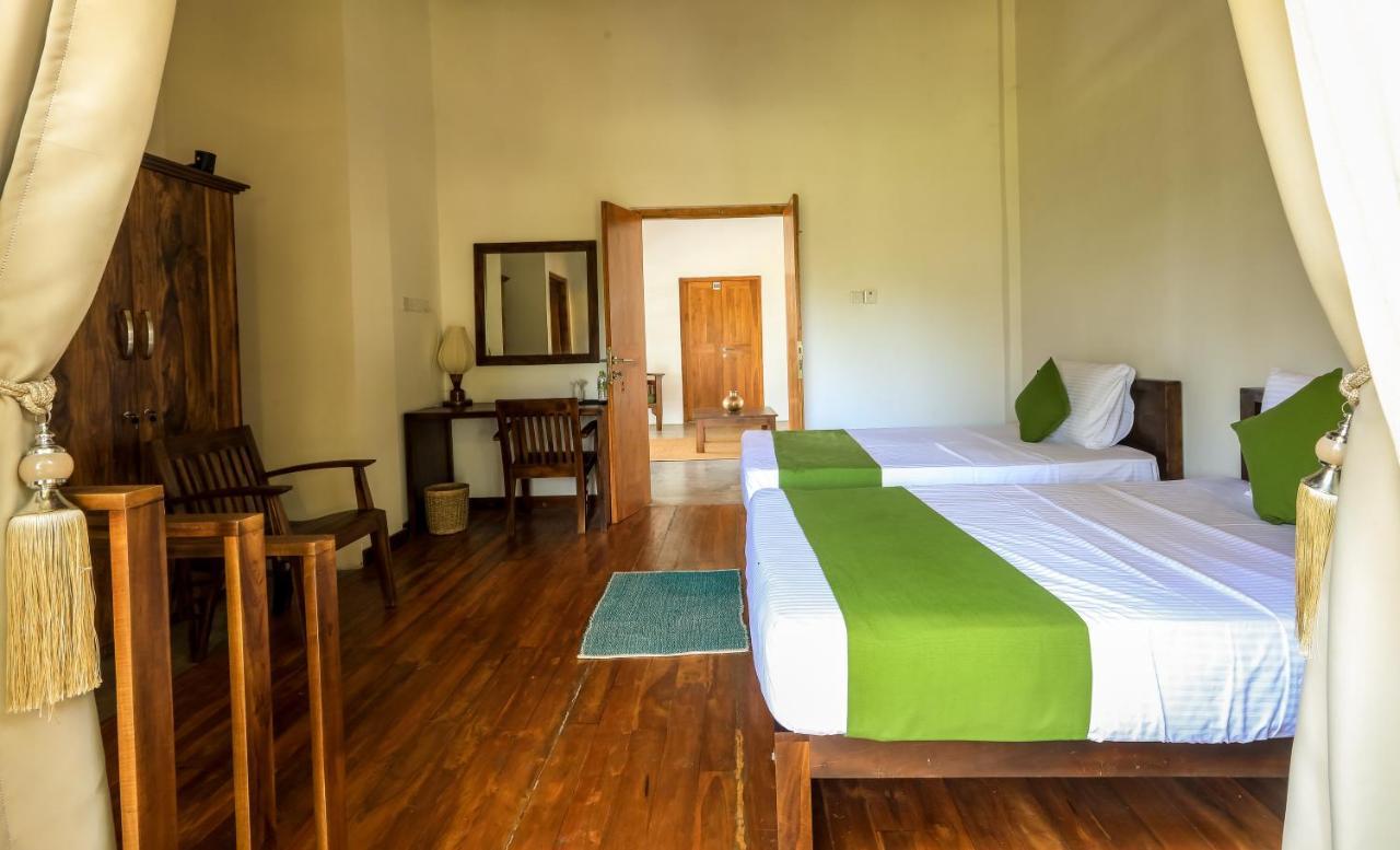 Hotel Kayjay Palms Passikudah Exteriér fotografie