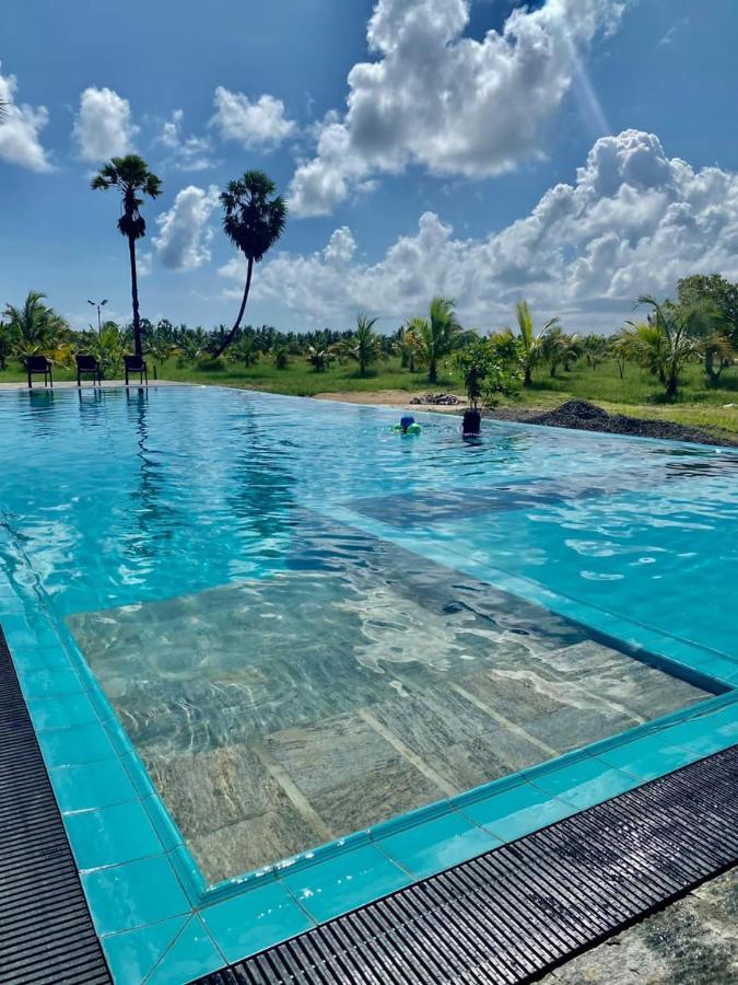 Hotel Kayjay Palms Passikudah Exteriér fotografie