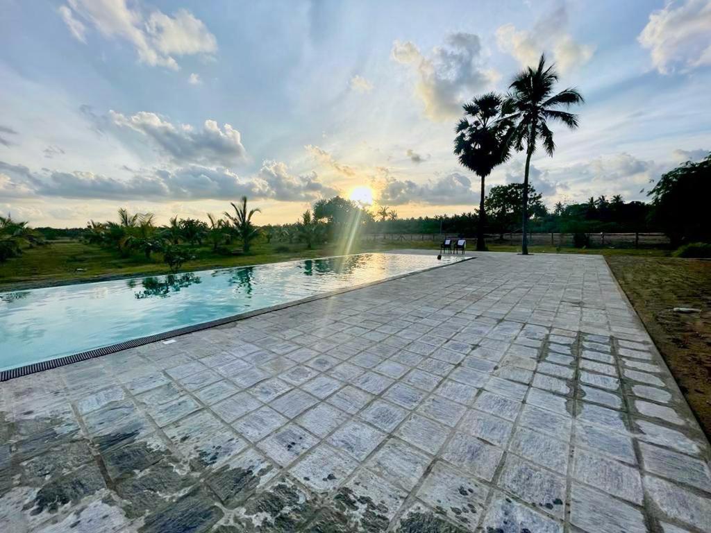 Hotel Kayjay Palms Passikudah Exteriér fotografie