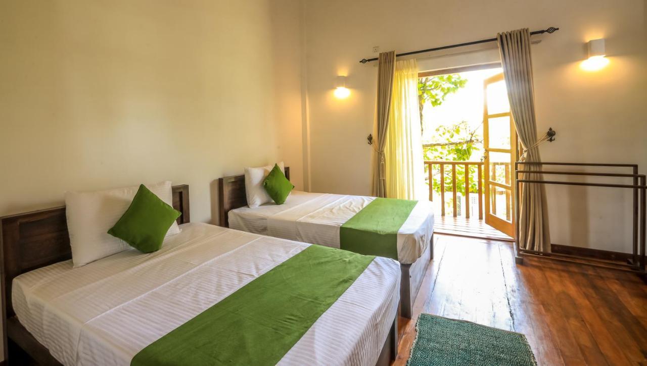 Hotel Kayjay Palms Passikudah Exteriér fotografie