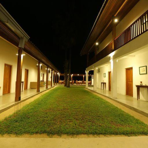 Hotel Kayjay Palms Passikudah Exteriér fotografie